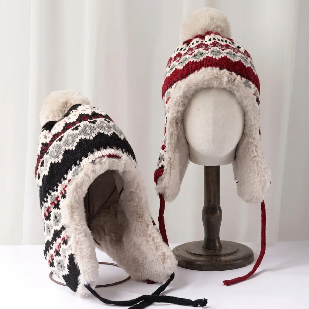 Bonnet Trappeur d'Hiver Tricoté avec Oreillettes en Peluche Chaleur & Style Nordique