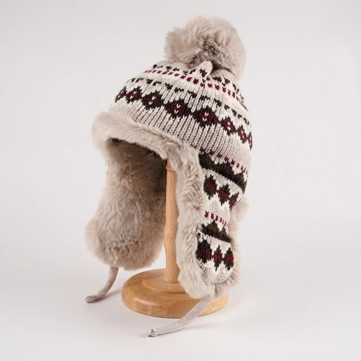 Bonnet Trappeur d'Hiver Tricoté avec Oreillettes en Peluche Chaleur & Style Nordique