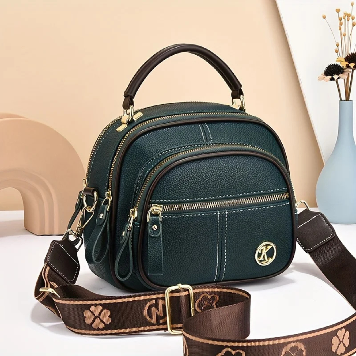 Sac à Main Bandoulière Femme Élégant & Compact