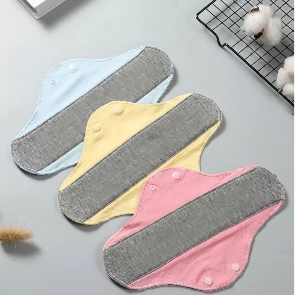 Serviettes Hygiéniques Lavables & Réutilisables Imperméables et Anti-Fuites Lot de 4