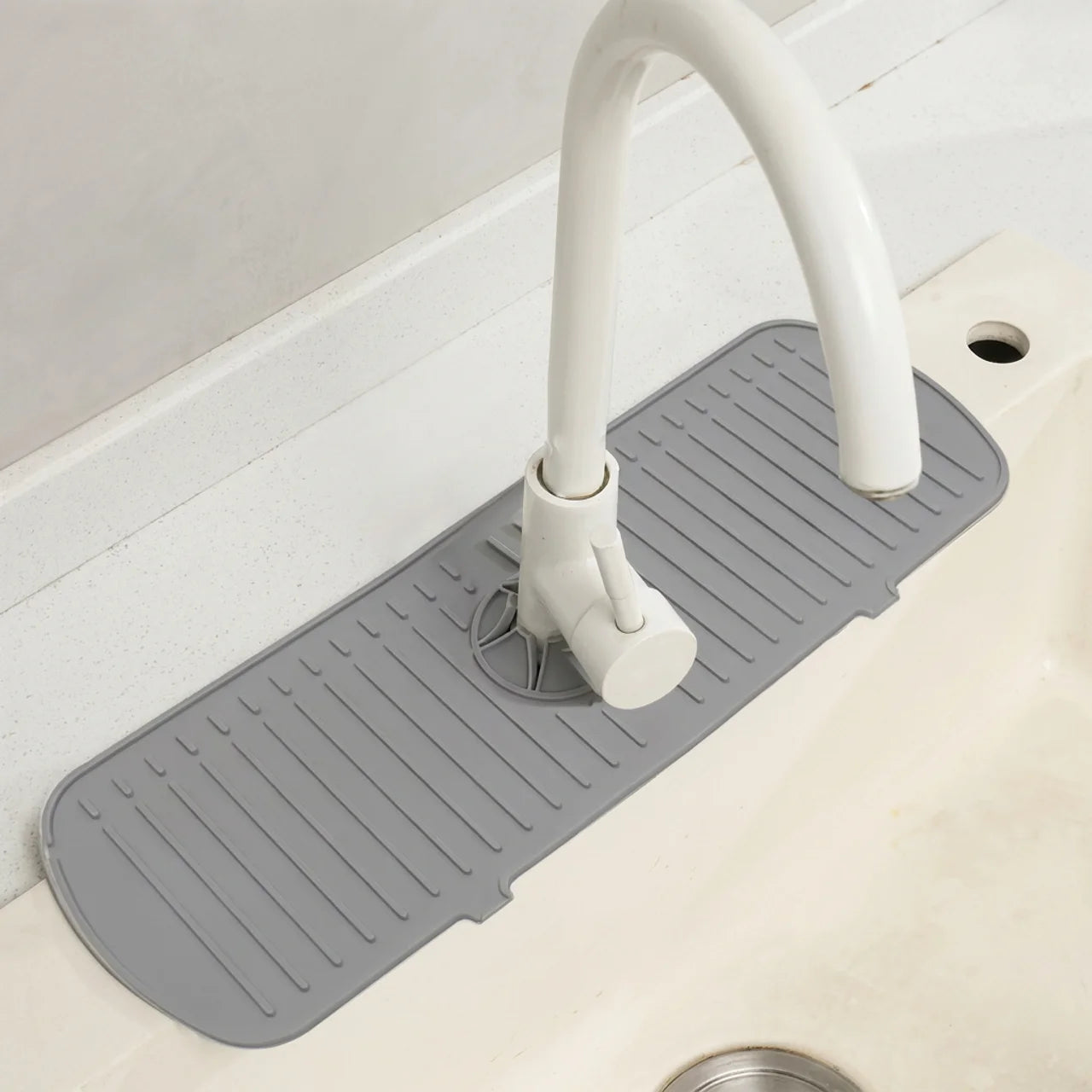 Tapis Anti Éclaboussures pour Robinet en Silicone Auto Drainant