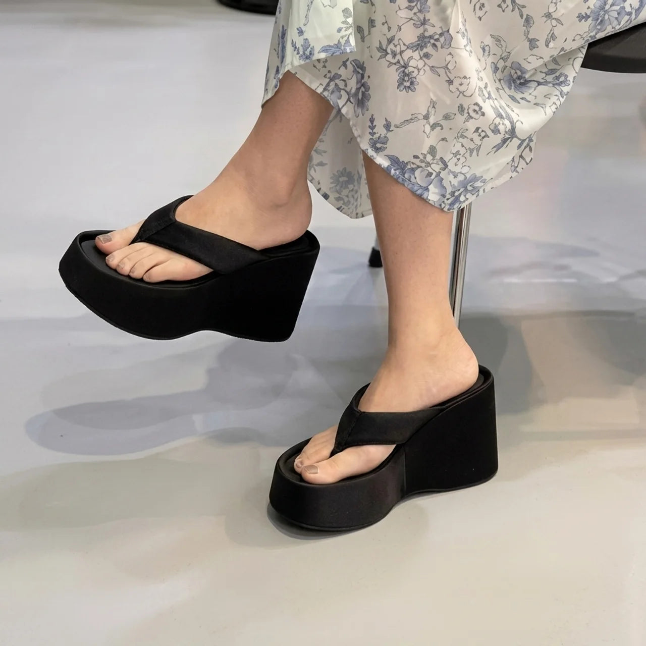 Tongs Plateforme Compensée Femme Mules Talon Épais Style Y2K